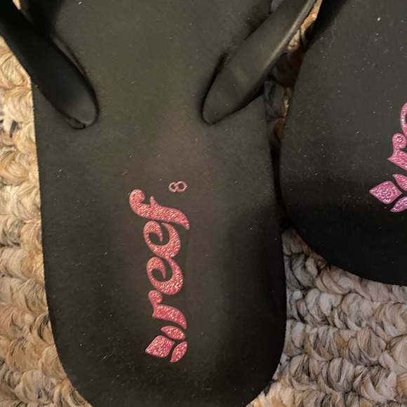 Reef Flip Flops - Picture 2 of 3